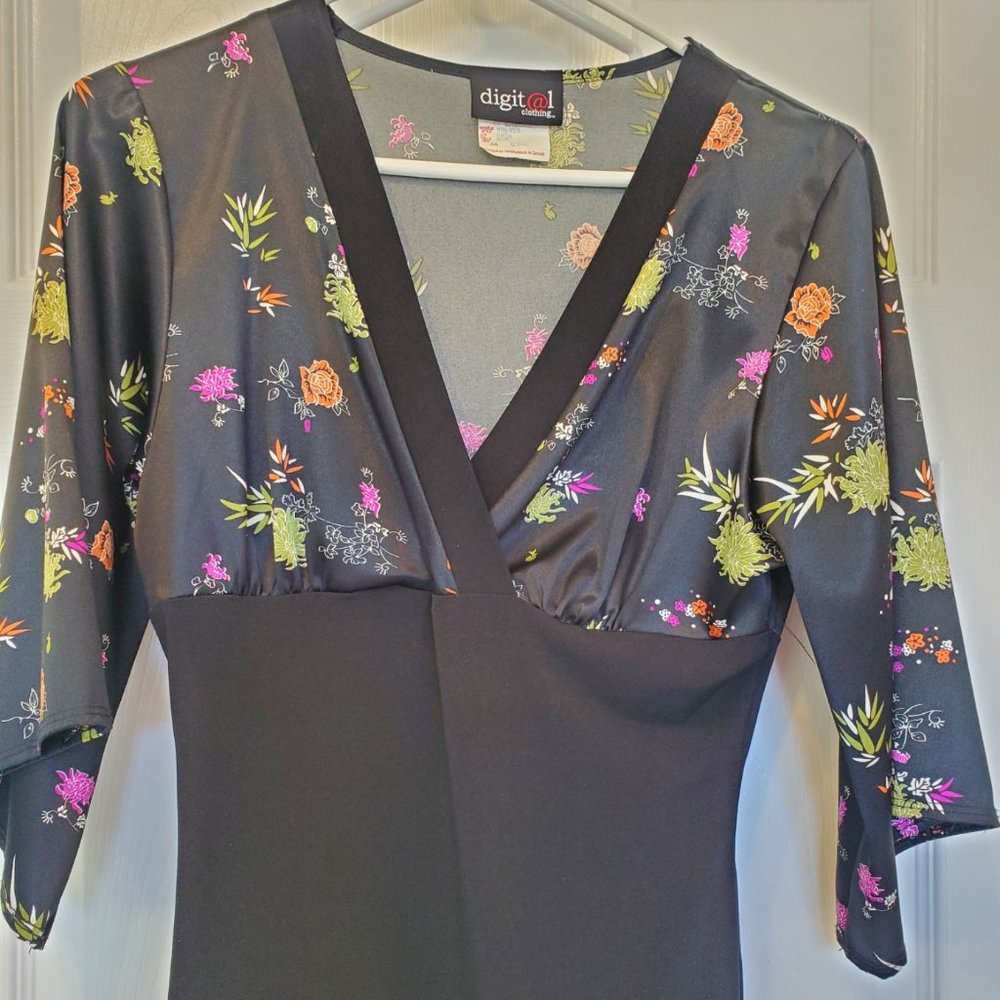 Digital Clothing Top Size M